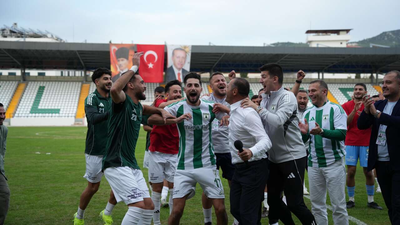 Muğlaspor - Elazığspor Maçında O An: Gol, Sevinç ve Zafer Bir Arada 18